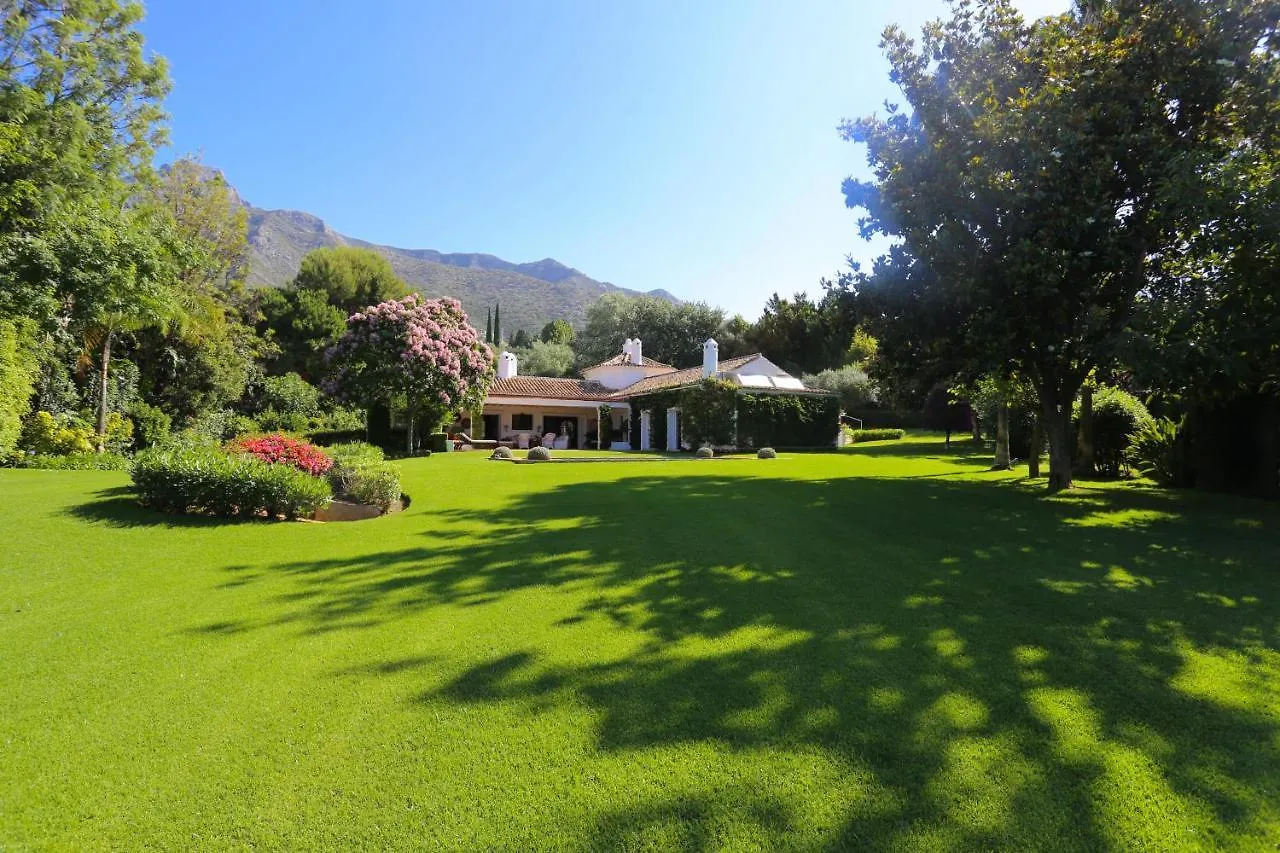 El Almendral Premium Villa Marbella Hill Club 0*,  España