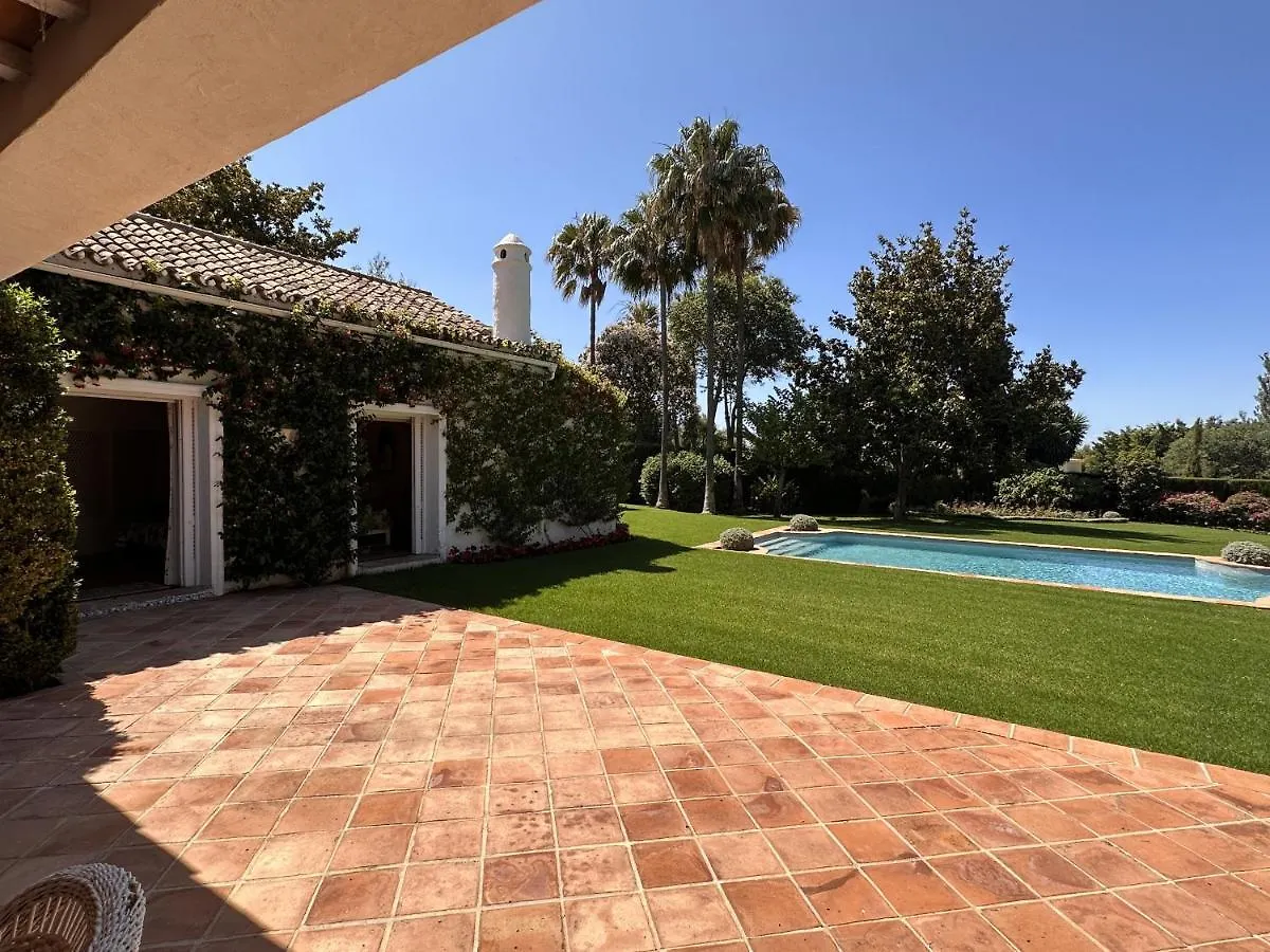 El Almendral Premium Villa Marbella Hill Club 0*,  España