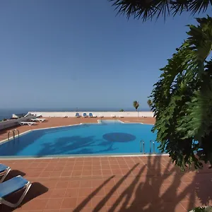https://blue-tacoronte.in-canary-islands.com